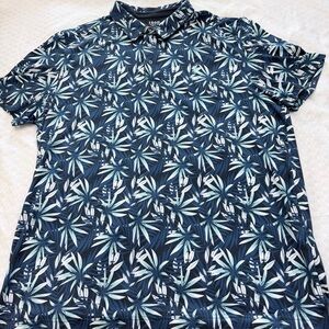 Izod Golf XL Shirt with Blue Palm Leaf Design